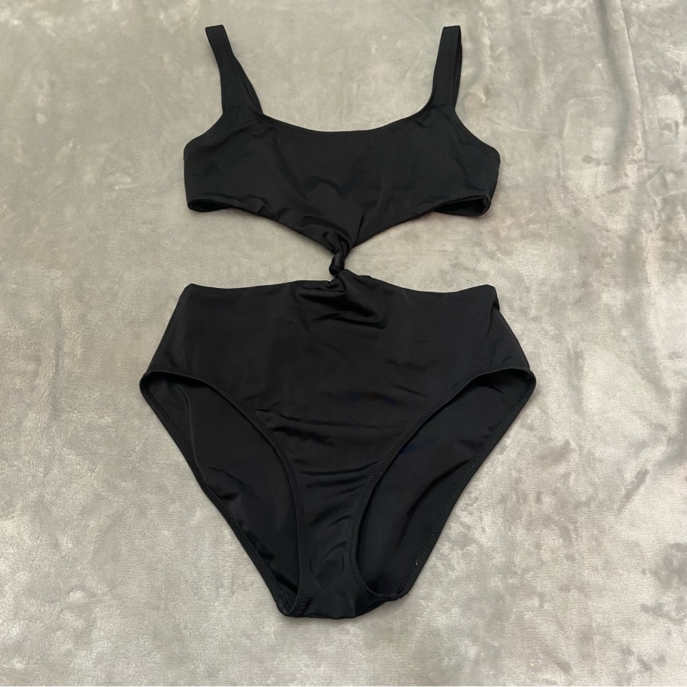 Solid And Striped Solid Black Bailey Knot One-Pie… - image 3